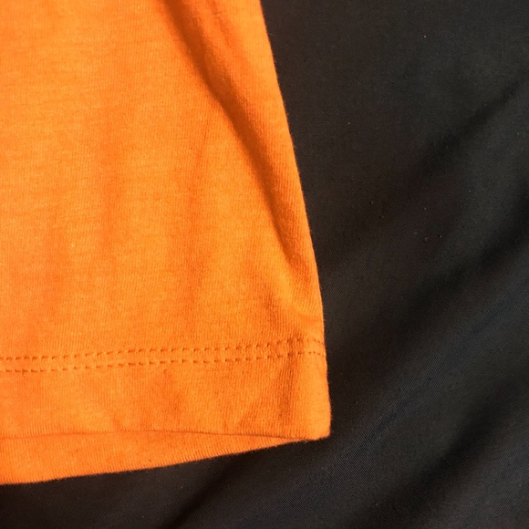 UT Austin College T-shirt - Picture 5 of 8